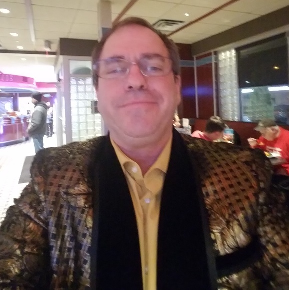 Meet your Posher, David - Picture 2 of 2